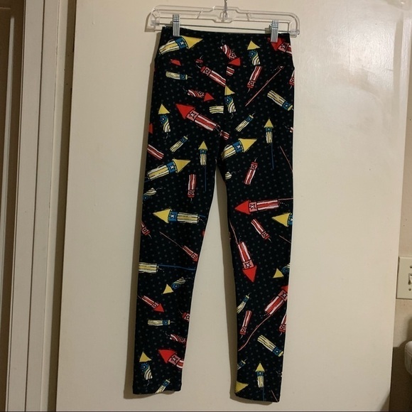 LuLaRoe Soft Black Multicolor Fireworks Print Leggings. One size - Picture 9 of 9